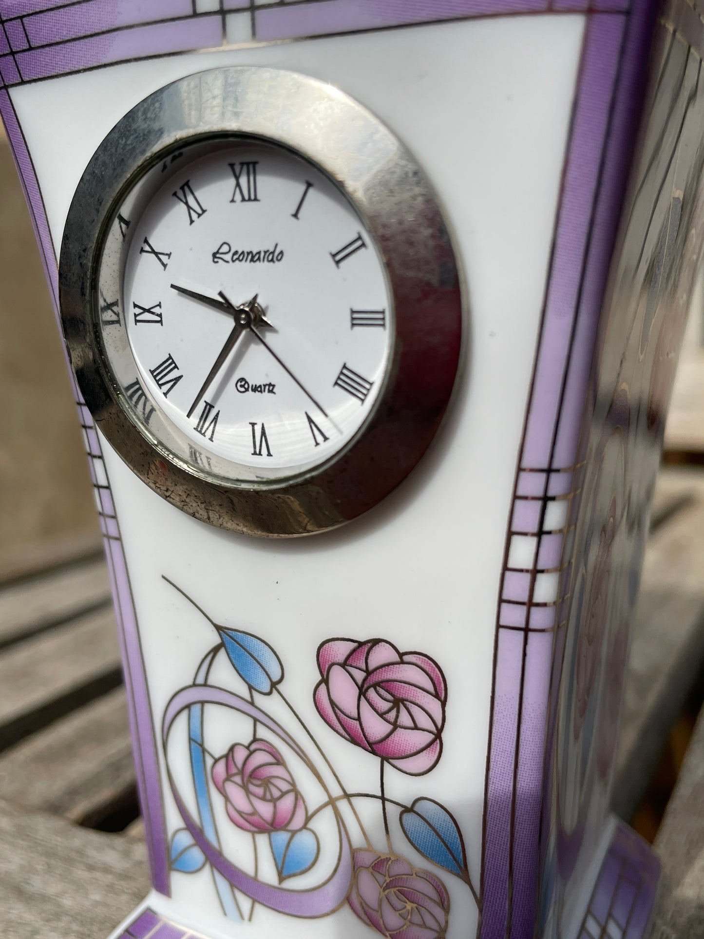 Mackintosh by Leonardo quartz ceramic clock 11.5cm tall working