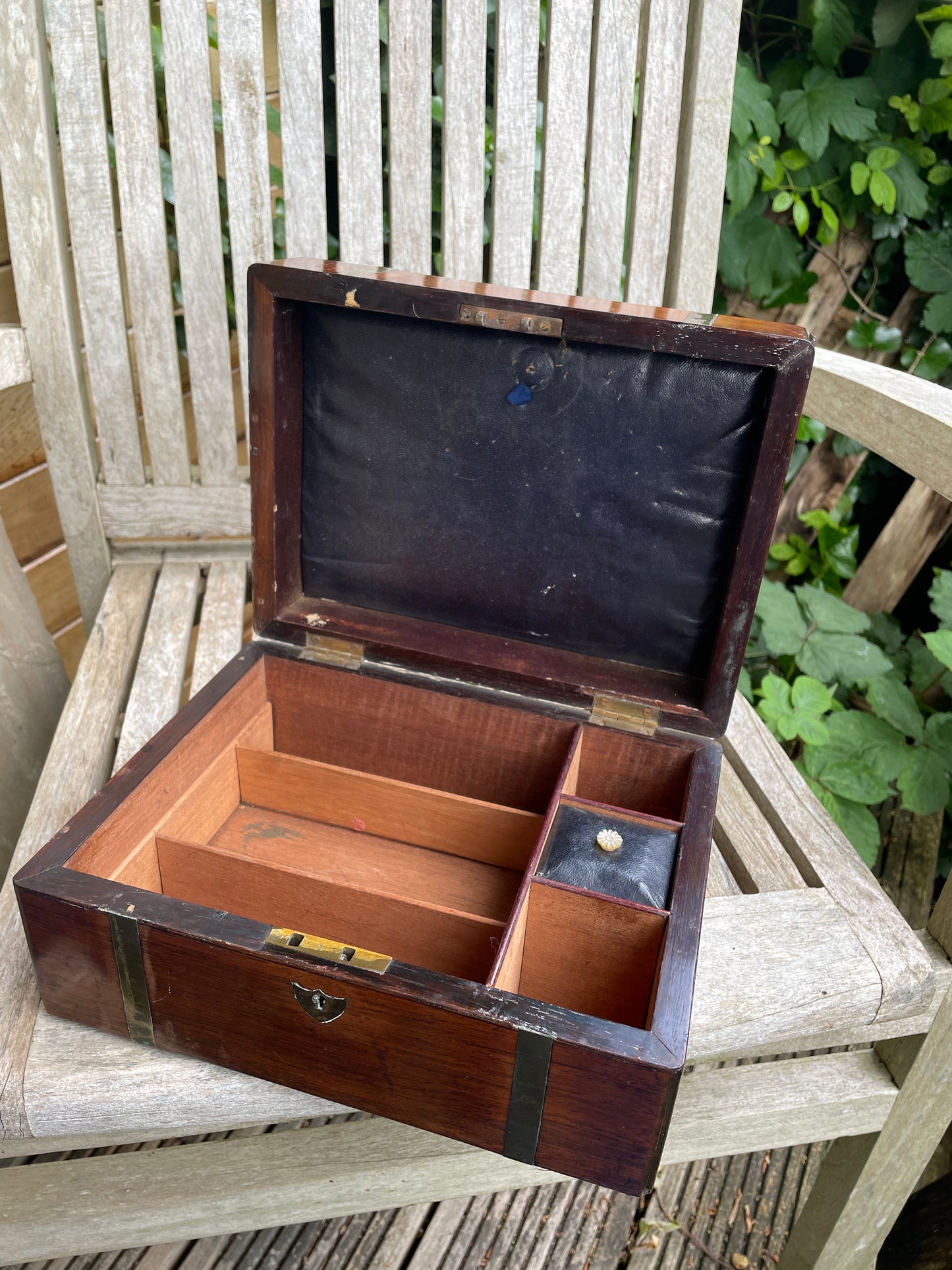 A Victorian Mahogany Campaign Style Workbox With Brass Strap Mounts and Vacant Cartouche 25x19x13cm High