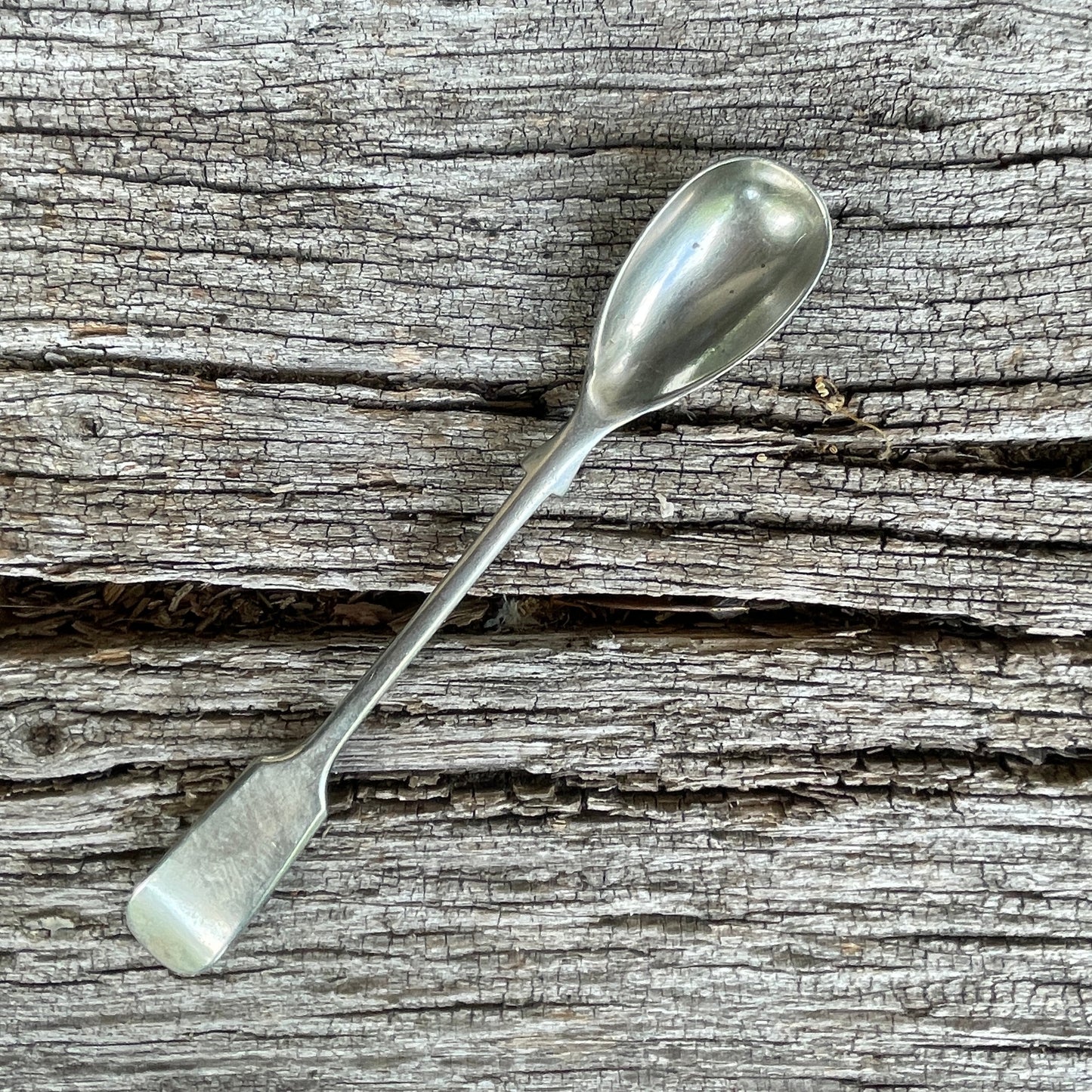 A fully marked Nevada silver by Daniel and Arter Ltd spoon 14cm long