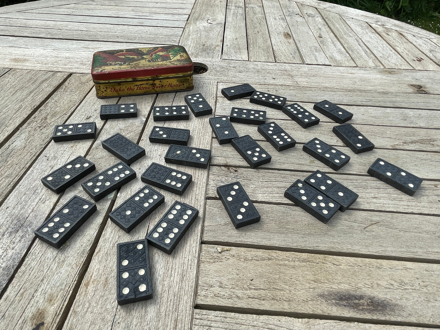 Vintage Spears Games Domino Set – Ships Design on Rear – Classic Wooden Dominoes – Retro Game Set