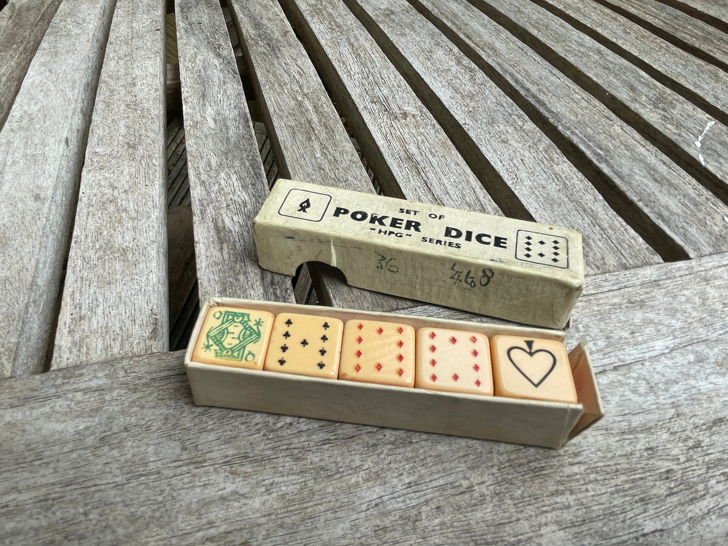 Vintage Poker Dice Set – HPG Series – Boxed – Faux Bakelite Style – 1950s–60s Game Night Collectible