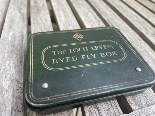 Vintage Richard Wheatley Loch Leven Fly Box – Mid-Century Green Tin with Eyed Flies, Trout & Salmon Fly Fishing