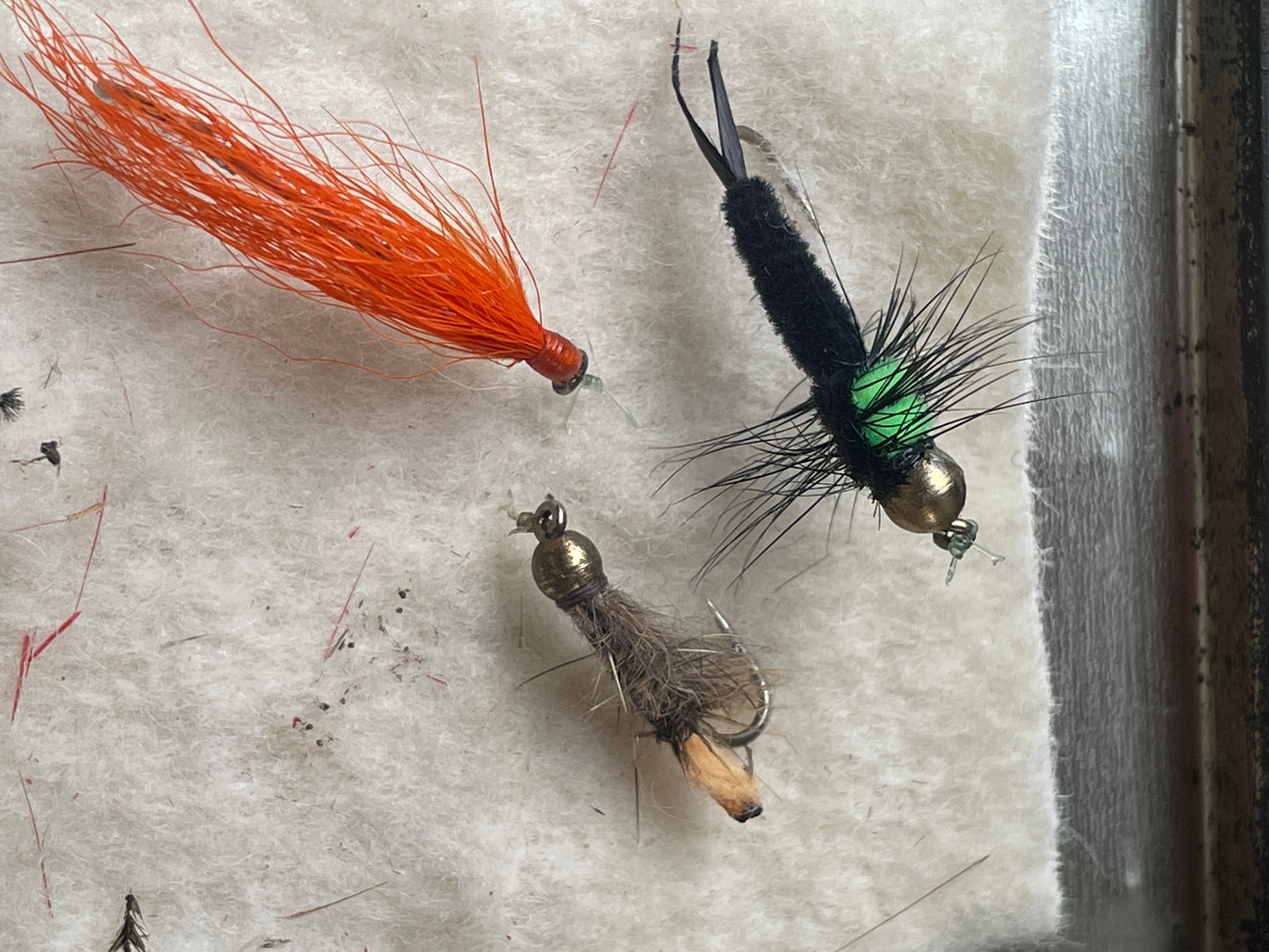 Vintage Richard Wheatley Loch Leven Fly Box – Mid-Century Green Tin with Eyed Flies, Trout & Salmon Fly Fishing