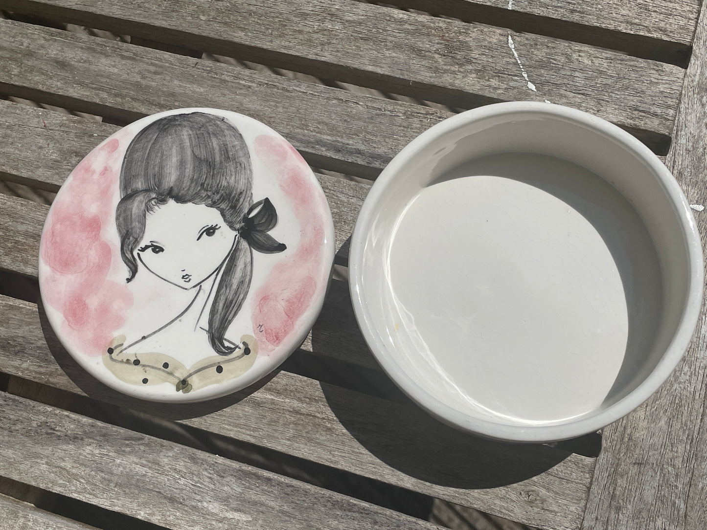 Vintage Handmade Maltese Ceramic Trinket Box – Hand-Painted Mod Girl Illustration – Mid Century Style Lidded Pot