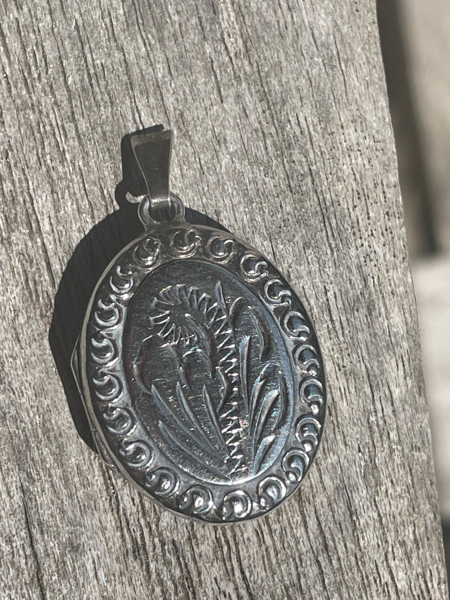 Vintage Oval Silver Floral Locket | Engraved Photo Pendant | Stamped "Silver" | Mid-Century Keepsake