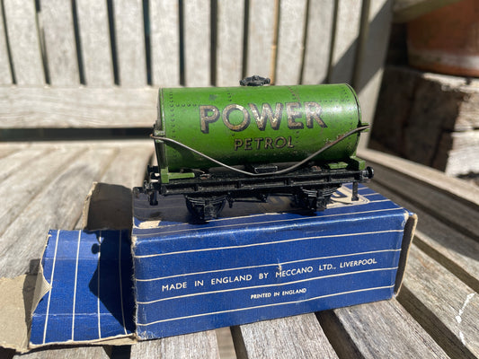 Vintage Hornby Dublo Power Petrol Tank Wagon D1 | OO Gauge Model Train by Meccano Ltd Boxed