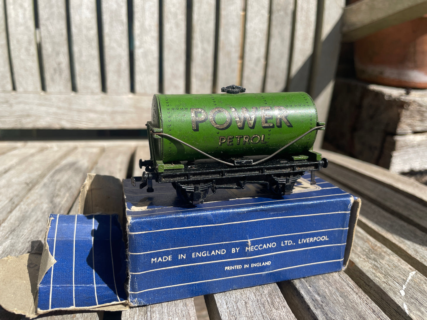 Vintage Hornby Dublo Power Petrol Tank Wagon D1 | OO Gauge Model Train by Meccano Ltd Boxed