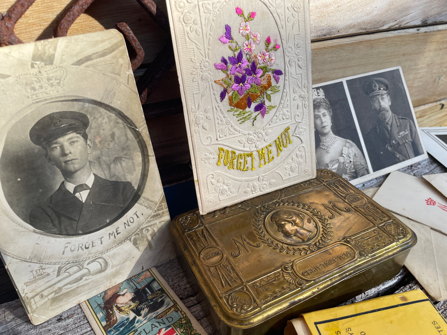 Rare WW1 1914 Princess Mary Christmas Tin with large contents collection