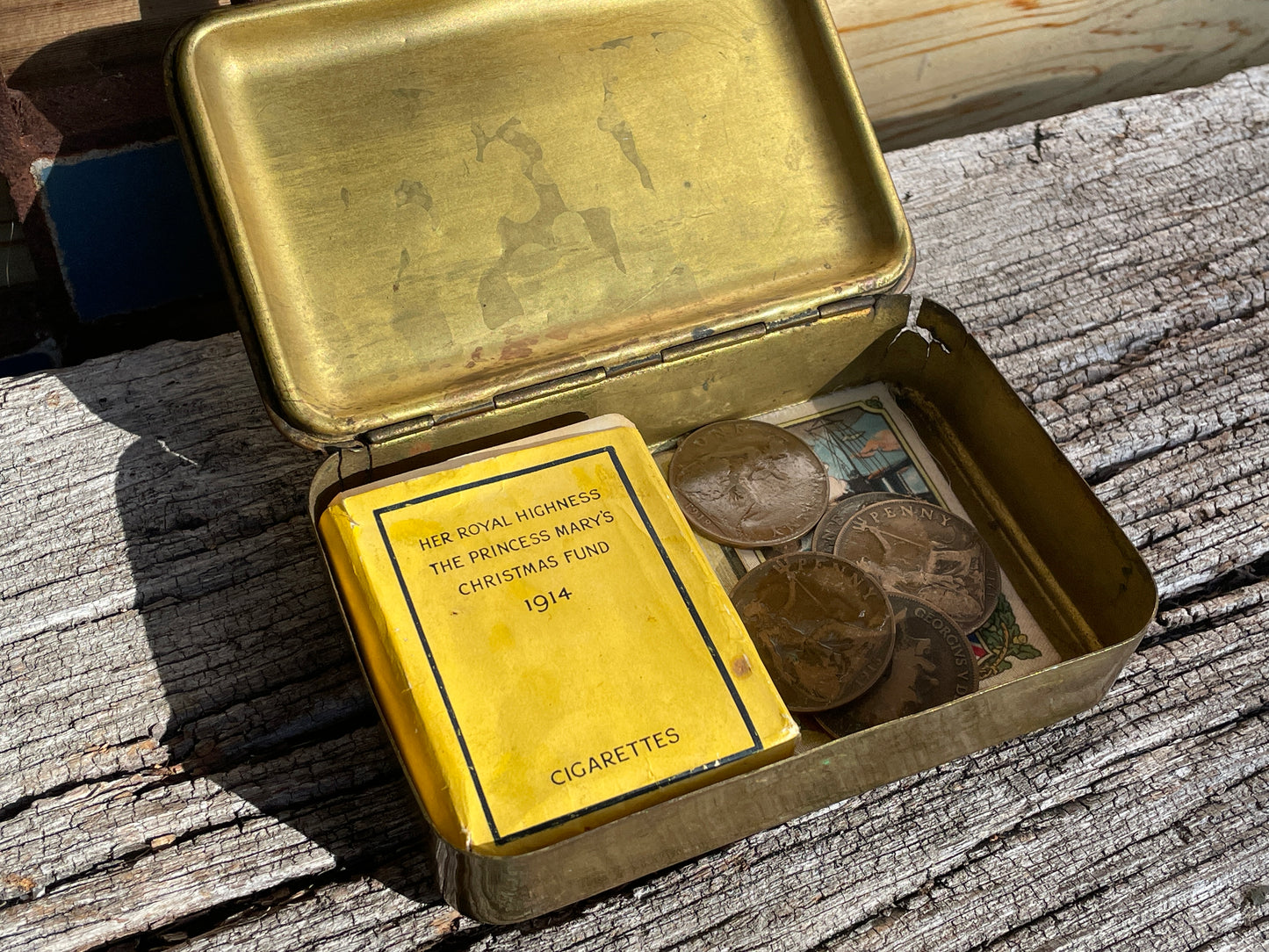 Rare WW1 1914 Princess Mary Christmas Tin with large contents collection