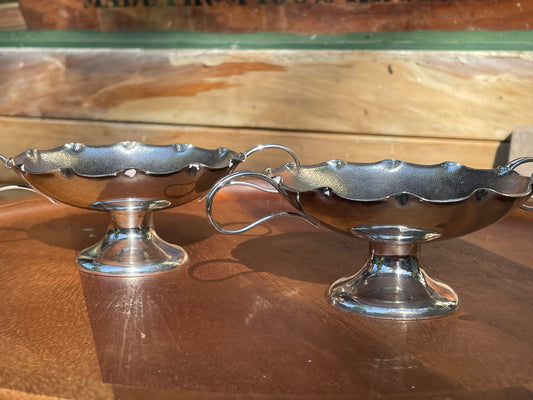 Pair of Chinese Export Silver Sweetmeat / Bonbon Dishes – Wang Hing, c.1900 – 177g