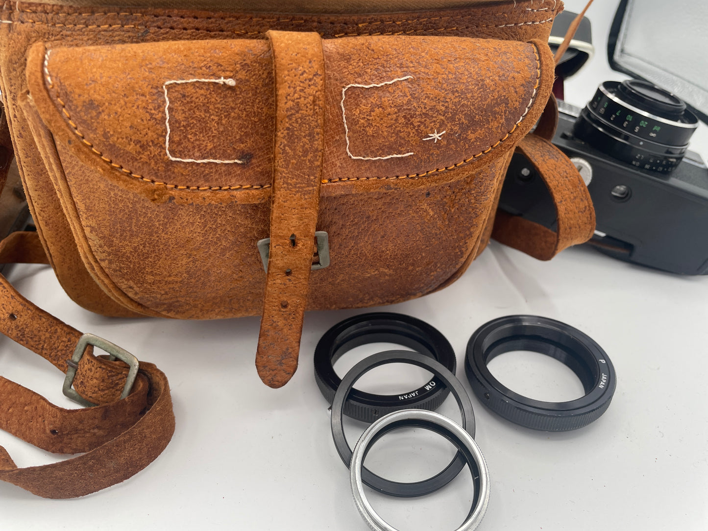 Vintage Leather Camera Bag – Agfa Camera Made in Germany and Kodak Folding Camera (c.1950s–70s)