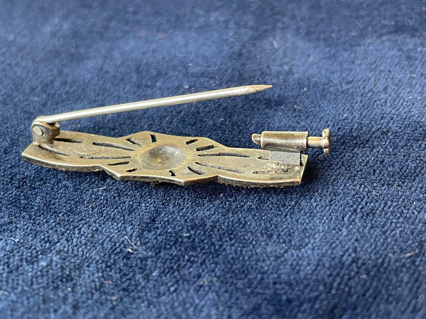 Antique French depose Bar brooch 1920's with unusual clasp