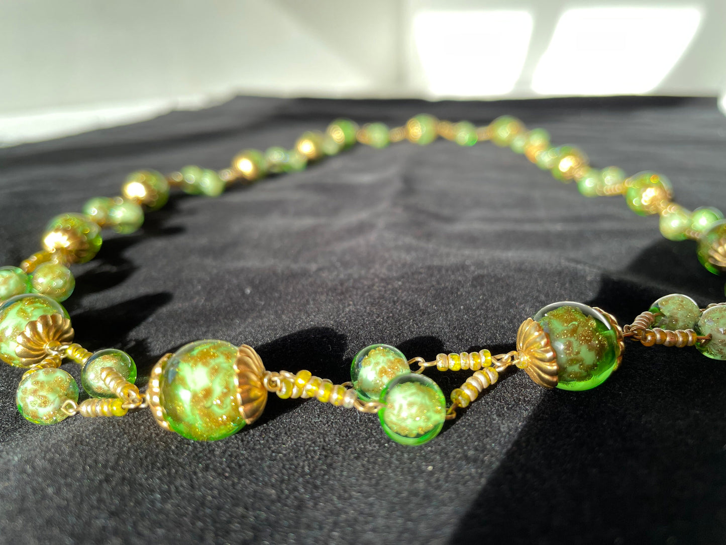 Late 20th-C Murano-style Green & Gold Foil Art Glass Bead Necklace, 74cm – Gilt Metal Caps, Venetian Lampwork Vintage