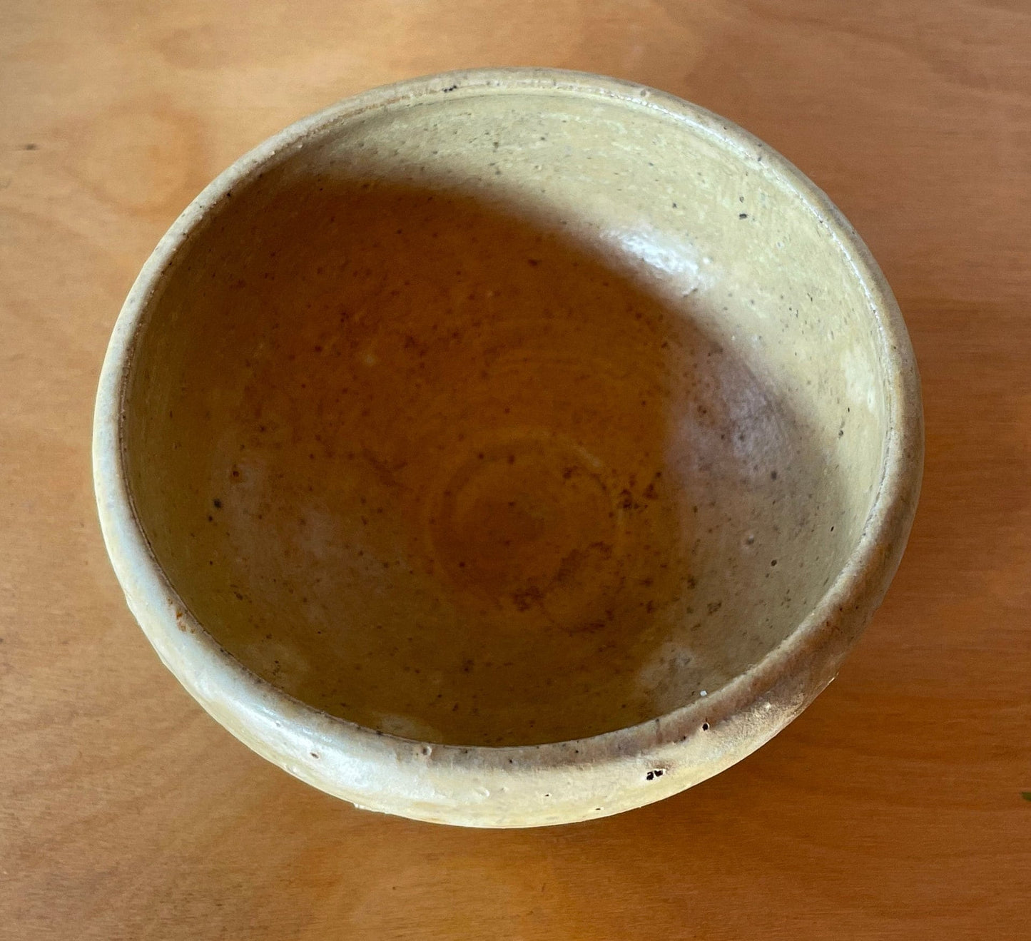 Vintage Chinese Ochre Glazed Pottery Bowl, 8cm Rustic Stoneware Cup with Unglazed Foot, Early 20th Century Oriental Ceramic