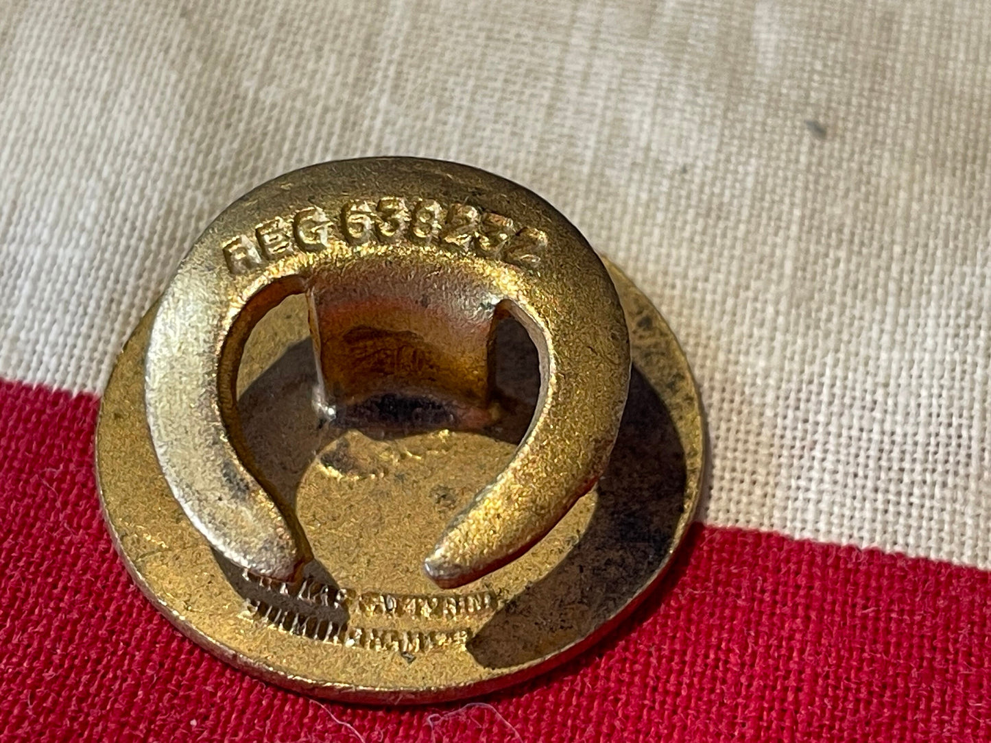 A Collectable Vintage Enamel AEU Amalgamated Engineering Union Educate Organise Control Badge 22mm Diameter