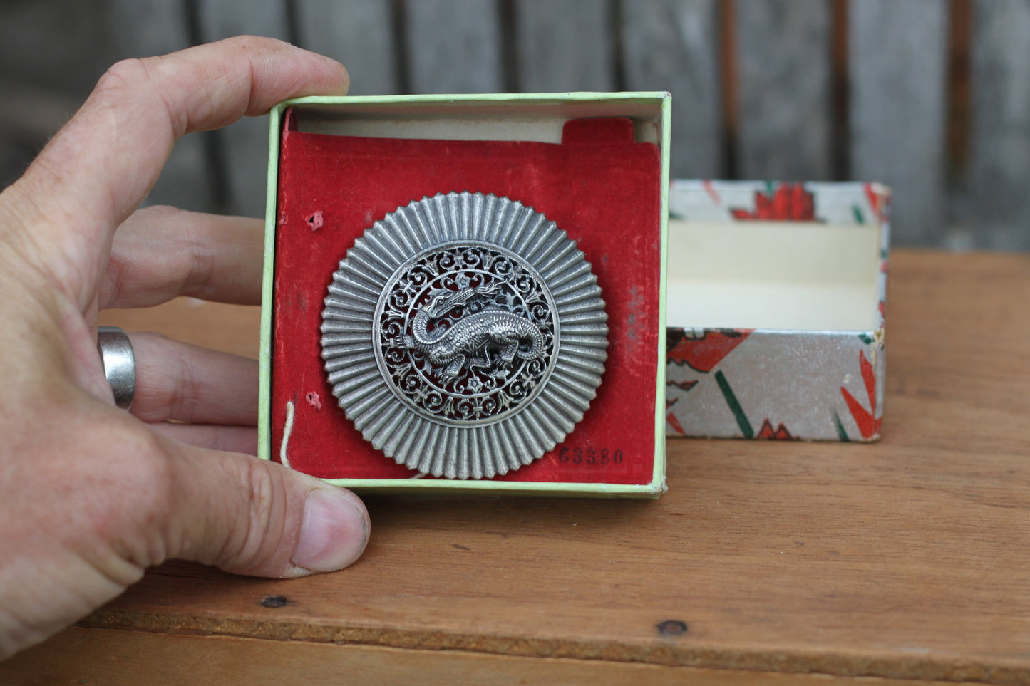 A Mid 20th Century French White Metal Komodo Dragon Design Buckle Signed L W Paris of France, 6.5cm in Diameter