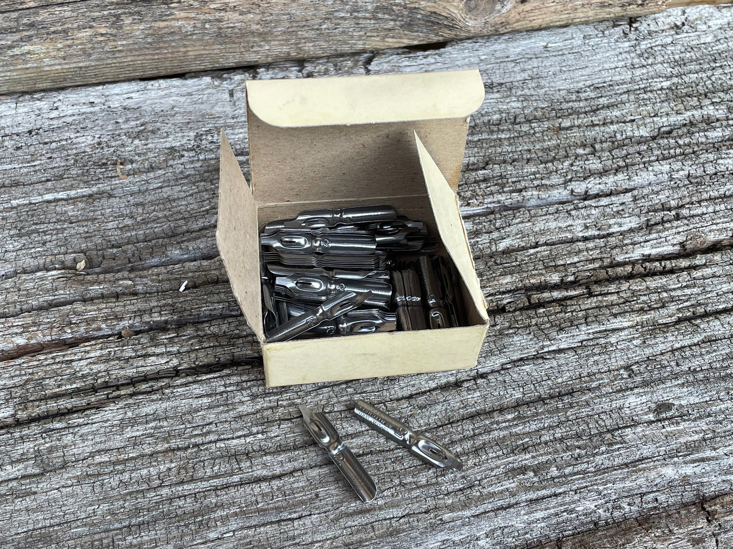 A Vintage Opened, Almost Full Box of Cursive Series Writing/Calligraphy Pens Nibs by William Mitchell's -L.C.C 23061 Size 3