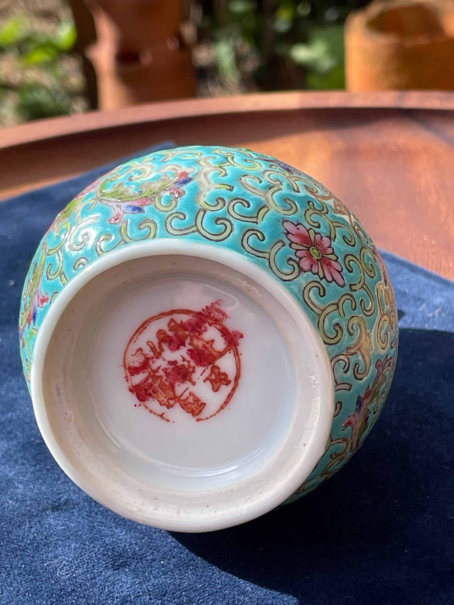 A vintage Chinese ceramic soy sauce jar - 12cm tall