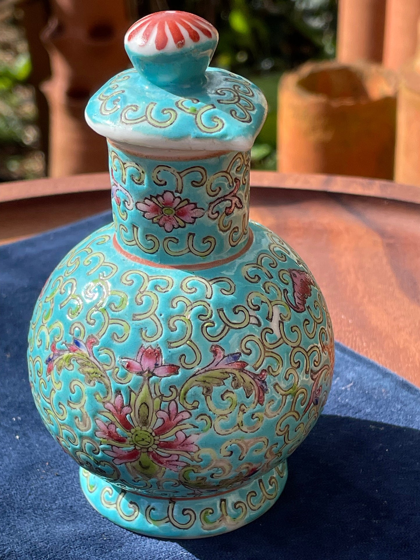 A vintage Chinese ceramic soy sauce jar - 12cm tall