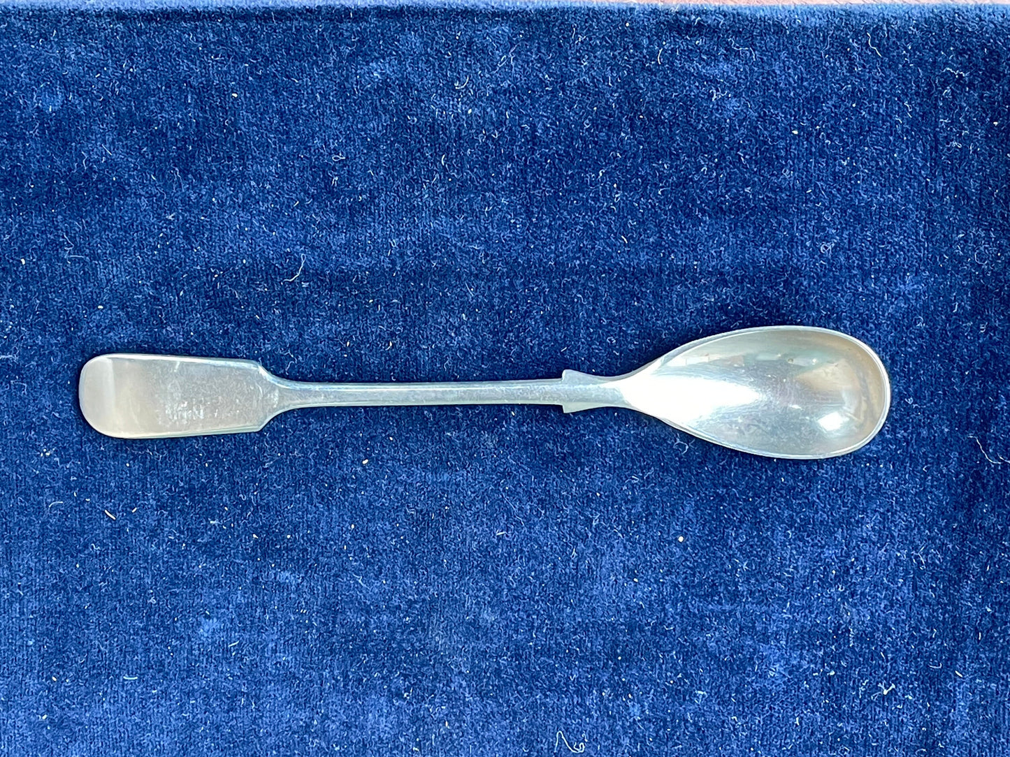 A fully marked Nevada silver by Daniel and Arter Ltd spoon 14cm long