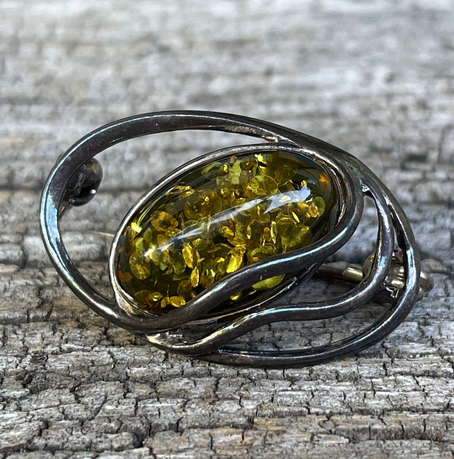 Vintage Silver Pressed Amber Brooch – Modernist Swirl, Tested Silver, Small 25mm Oval Cabochon, Mid-Century Scandinavian Style