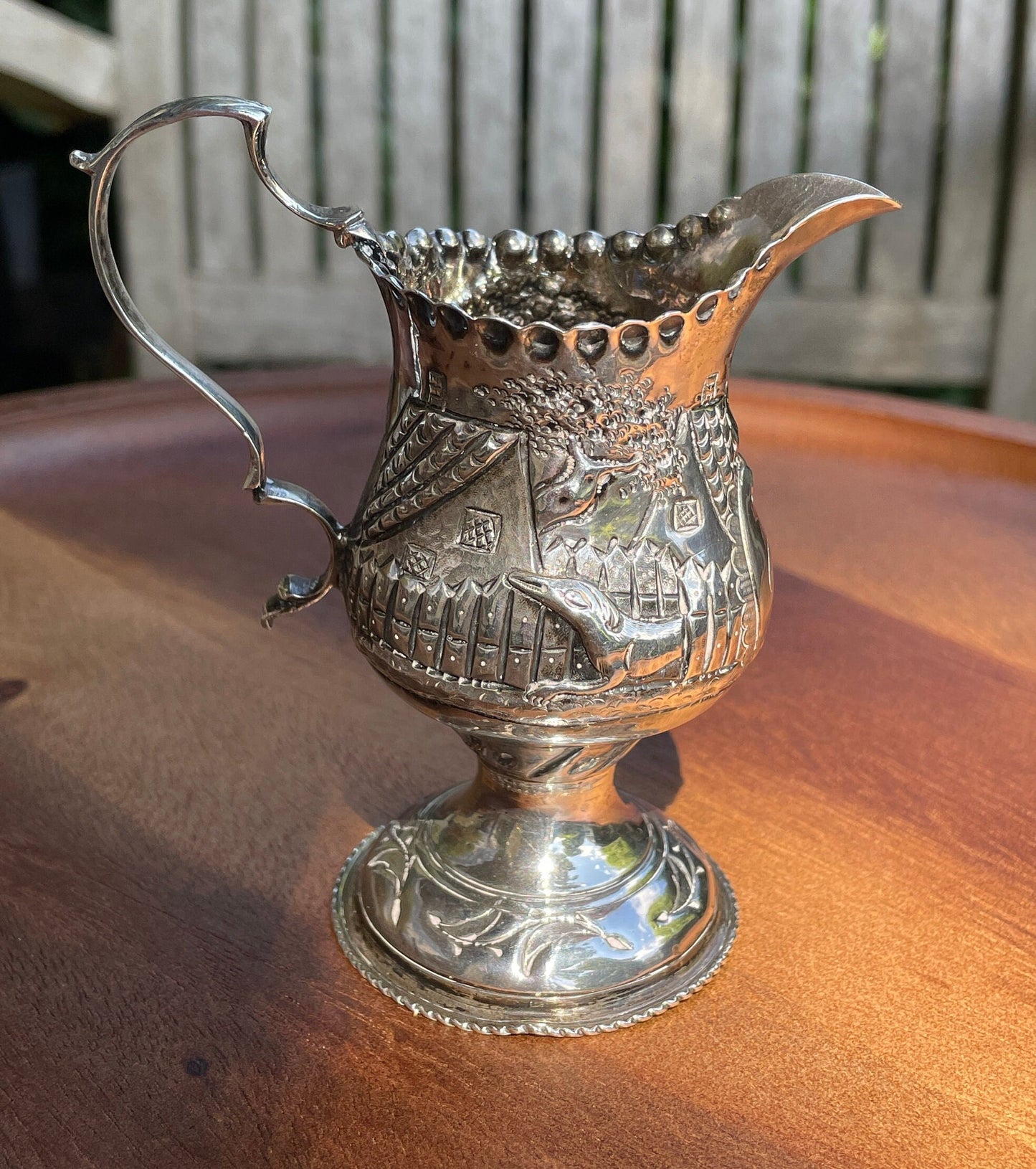 George III hallmarked solid silver cream jug London 1775 by Thomas Shepherd