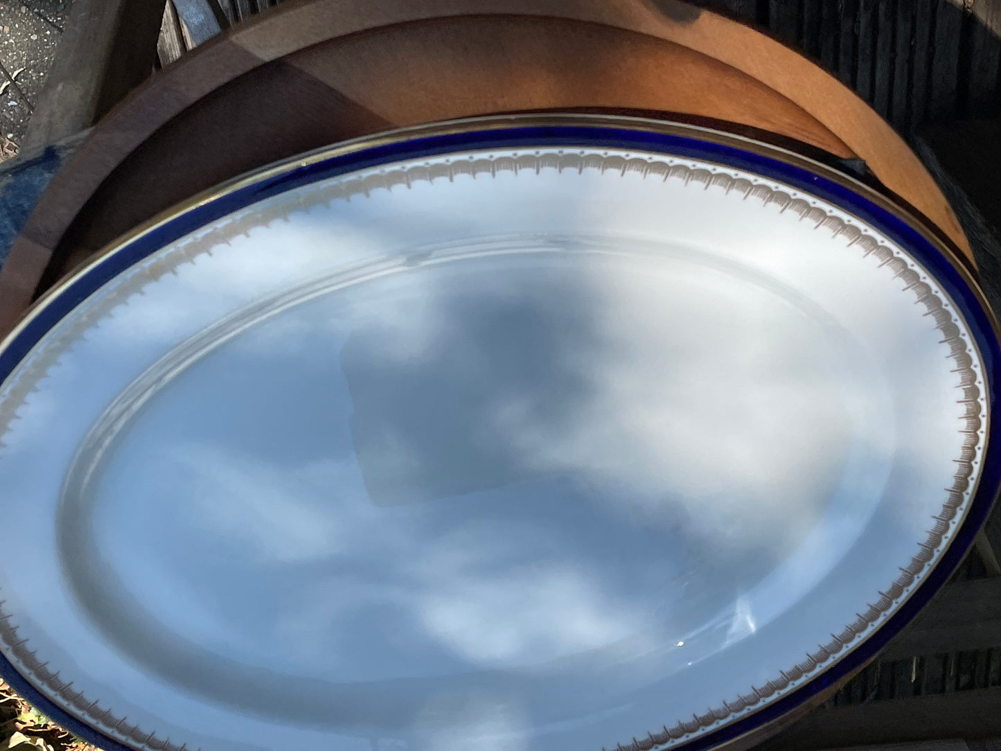 Bone China Aynsley Embassy Cobalt gilt decorated large serving platter 40cm wide excellent condition
