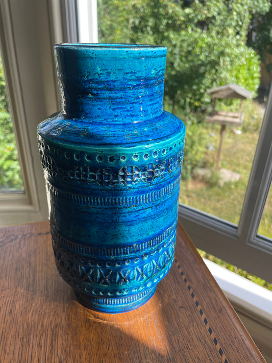 Aldo Londi for Bitossi Rimini Blu Vase – Mid Century Italian Pottery, 22.5cm Turquoise & Cobalt Geometric Glaze, c.1960s