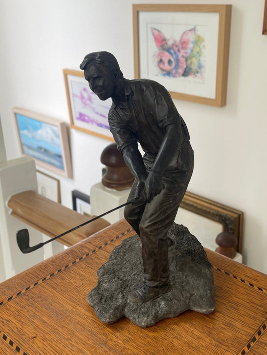 Vintage Bronze Effect Golfer Sculpture – Resin Golf Figurine Sportsman Statue 20th Century Collectible Gift