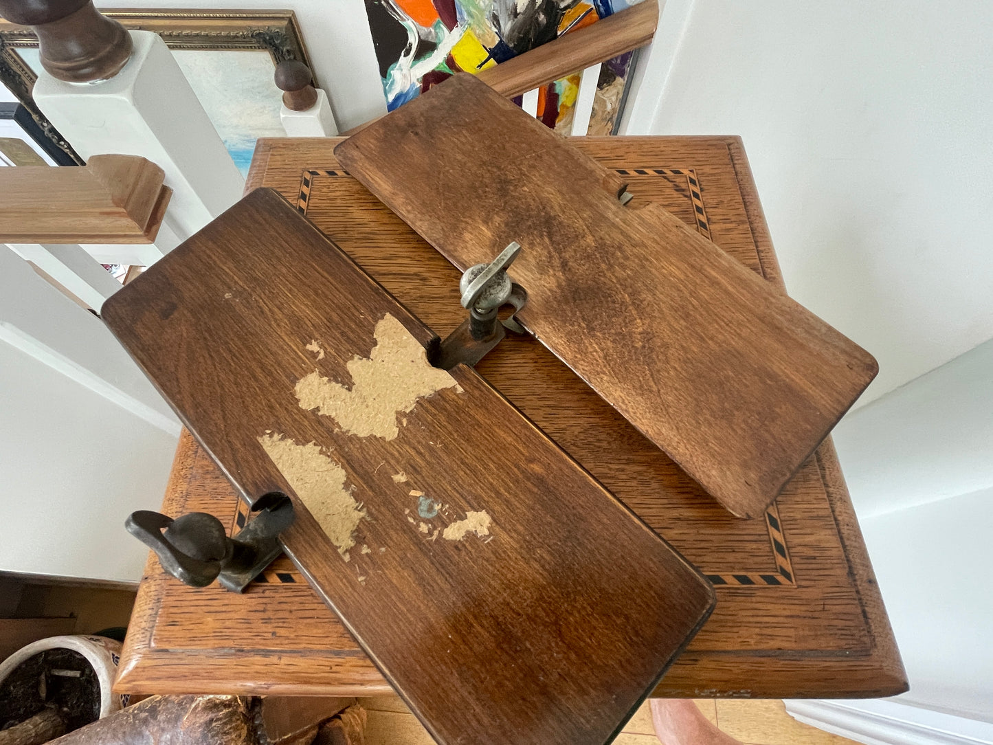 Vintage Hepworths Tie Press – 25cm Wooden Veneered Tie Clamp with Inlay, British Made Menswear Accessory c.1930s–50s