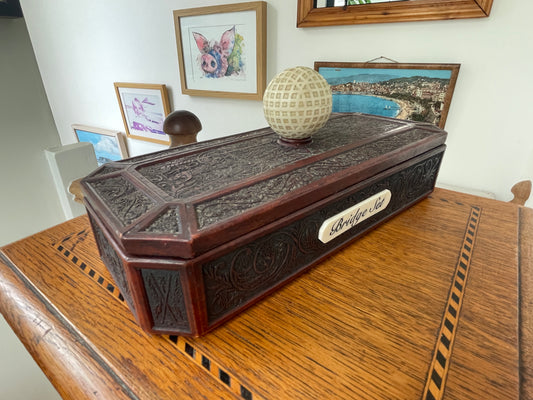 Carved Wooden Bridge Set Box with Cards & Score Pad – Genesco 2004 Games Night Gift