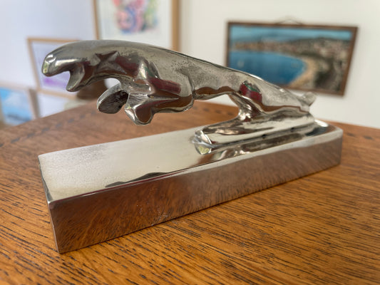 Vintage Chrome Jaguar Car Mascot Desk Ornament – Leaping Cat Paperweight 13cm Long