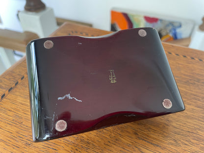 Mid-Century Japanese Lacquerware Pipe Stand with Brass Holders, Retro Desk Organiser, 1950s Tobacciana, Burgundy Red & Gold