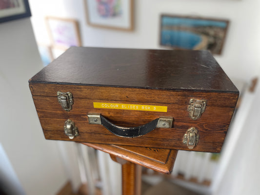 Vintage Wooden 35mm Slide Storage Case with Retro Floral Lining, Holds Colour Slides, Mid Century Photography Box 38x23x15cm