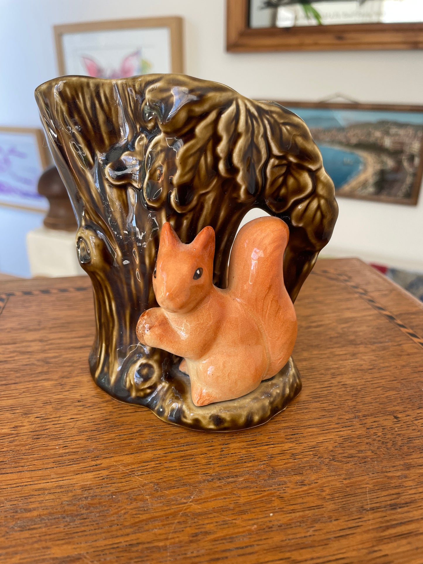 Vintage Sylvac Squirrel Vase 4233 Mid Century Woodland Pottery Made in England