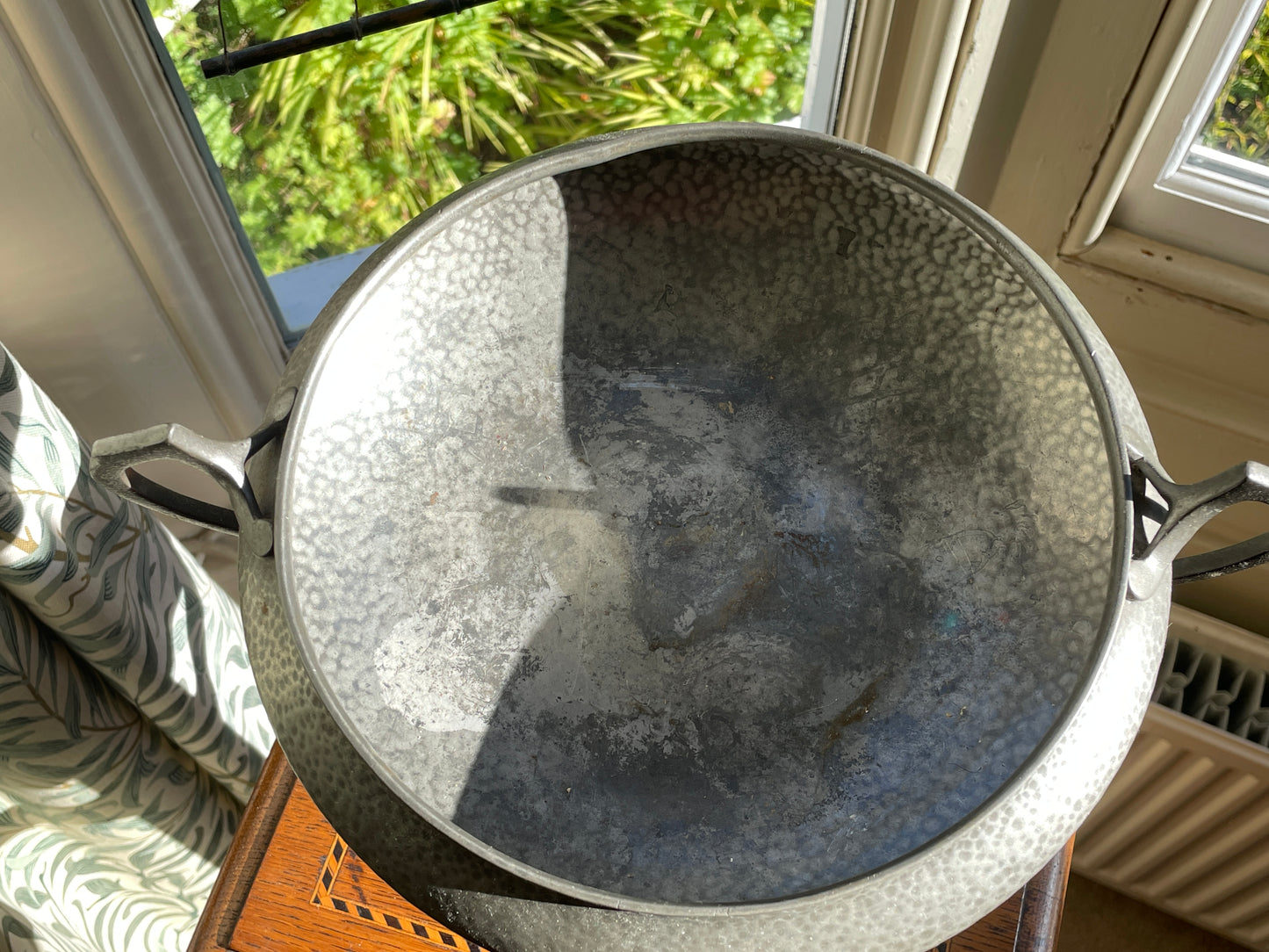 Arts & Crafts Hammered Pewter Comport by Hutton Sheffield c.1920 – English Pewter Tazza Bowl with Geometric Handles, 31cm