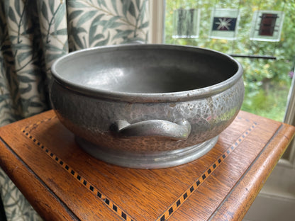 Antique Unity Pewter Arts and Crafts Bowl – Hand-Hammered Twin-Handled English Pewter, Art Deco Design c.1920s, 27cm
