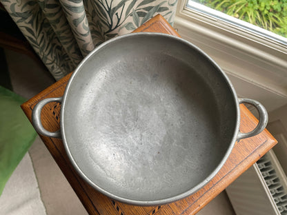 Antique Unity Pewter Arts and Crafts Bowl – Hand-Hammered Twin-Handled English Pewter, Art Deco Design c.1920s, 27cm