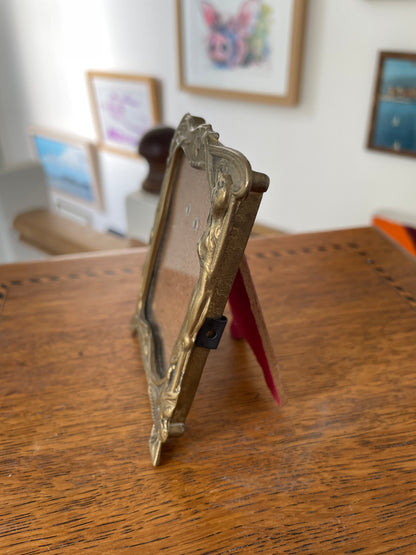 Vintage Brass Art Nouveau Picture Frame – 1950s Revival, Nude Lady Design with Red Velvet Back, 10x8cm