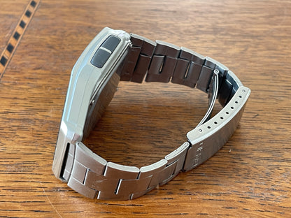 Vintage Casio DBC-32 Data Bank Illuminator Calculator Watch 90s Retro Wristwatch