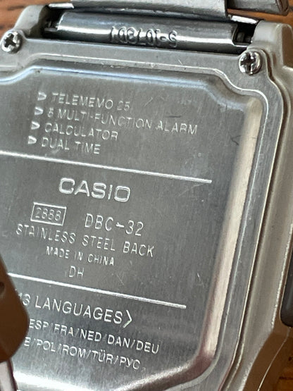 Vintage Casio DBC-32 Data Bank Illuminator Calculator Watch 90s Retro Wristwatch