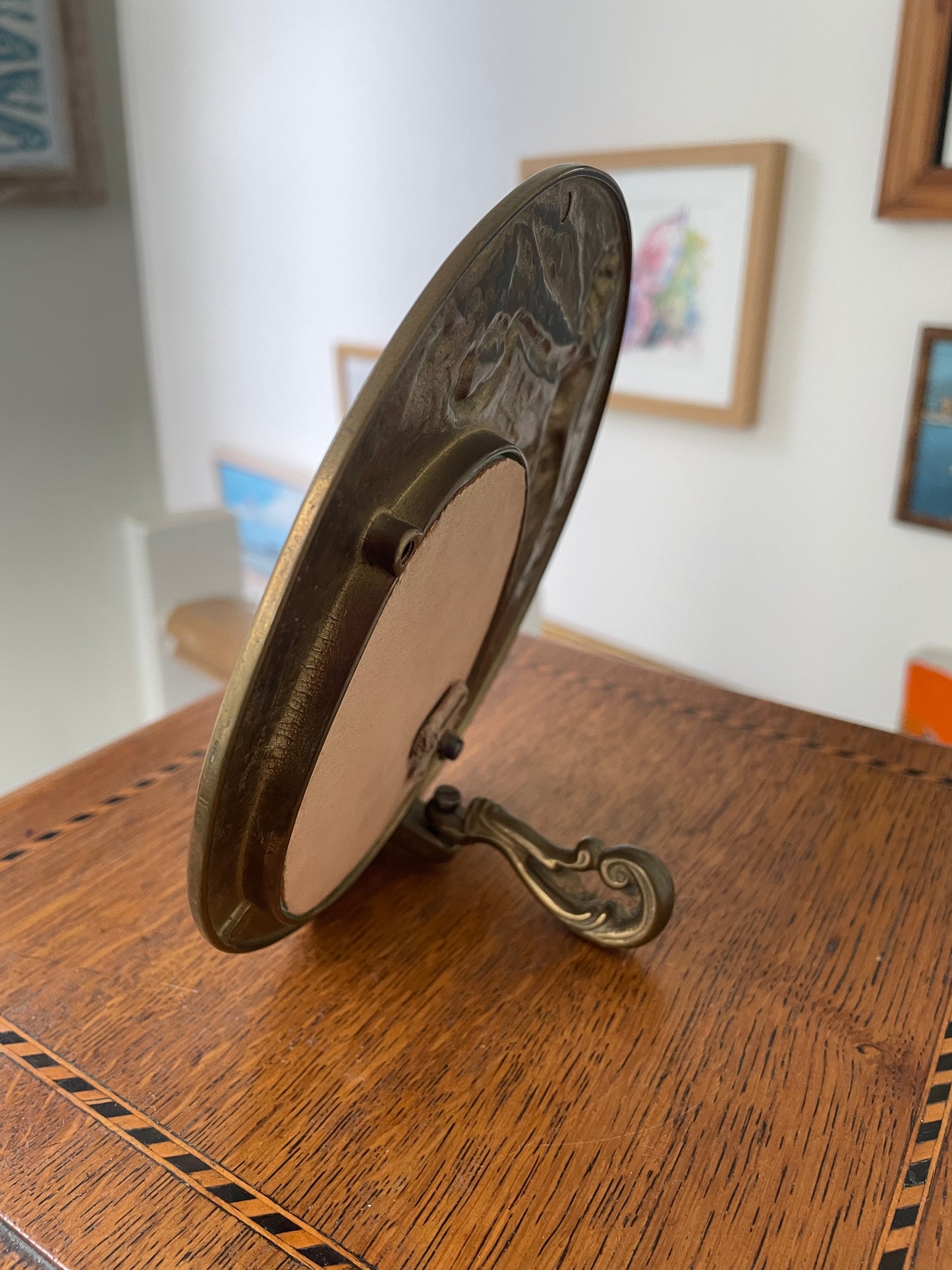 Antique Art Nouveau Brass Photo Frame c1900 – Figural Lady Design, Oval Aperture, Early 20th Century Gilded Picture Frame