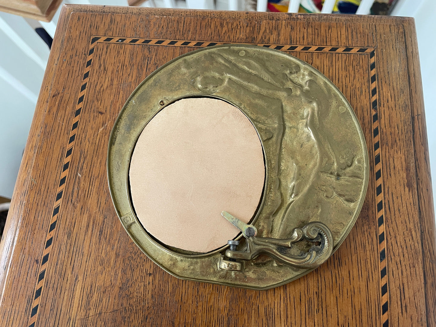Antique Art Nouveau Brass Photo Frame c1900 – Figural Lady Design, Oval Aperture, Early 20th Century Gilded Picture Frame