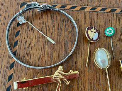 Vintage and Antique Jewellery Collection – Silver Bangles, Agate Brooch, Stick Pins Tie Bars Mid Century Art Deco Lot