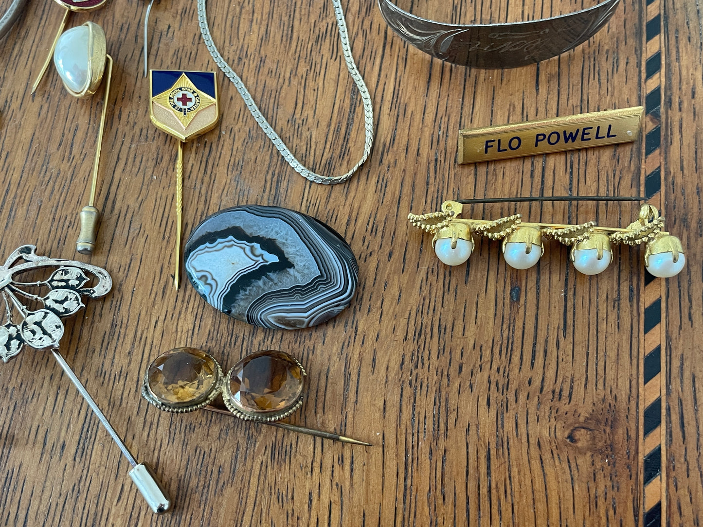 Vintage and Antique Jewellery Collection – Silver Bangles, Agate Brooch, Stick Pins Tie Bars Mid Century Art Deco Lot