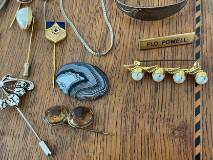 Vintage and Antique Jewellery Collection – Silver Bangles, Agate Brooch, Stick Pins Tie Bars Mid Century Art Deco Lot