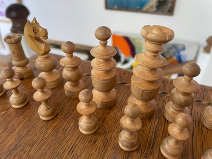 Antique Wooden Chess Set c1900–1930 – Hand-Turned Boxwood & Ebonised Pieces in Original Slide Box, 7cm King, Edwardian Chessmen