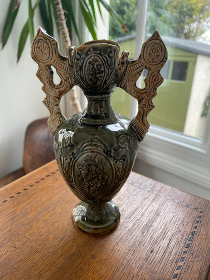 Antique Continental Majolica Vase – Hand-Decorated Twin-Handled Floral Ceramic with Portrait Medallions (c.1880–1910)