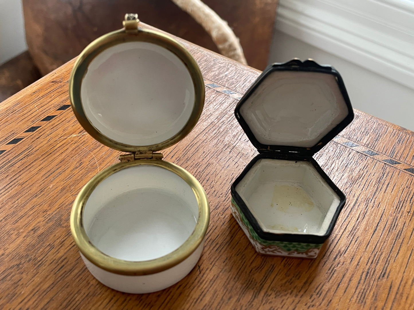 Pair of Vintage Porcelain Trinket Boxes – Hand-Painted Classical & Rococo Scenes (c.20th Century)