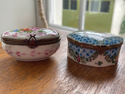 Vintage French-Style Porcelain Trinket Boxes – Hand Painted Floral & Lattice Designs (c.1960s–1980s)